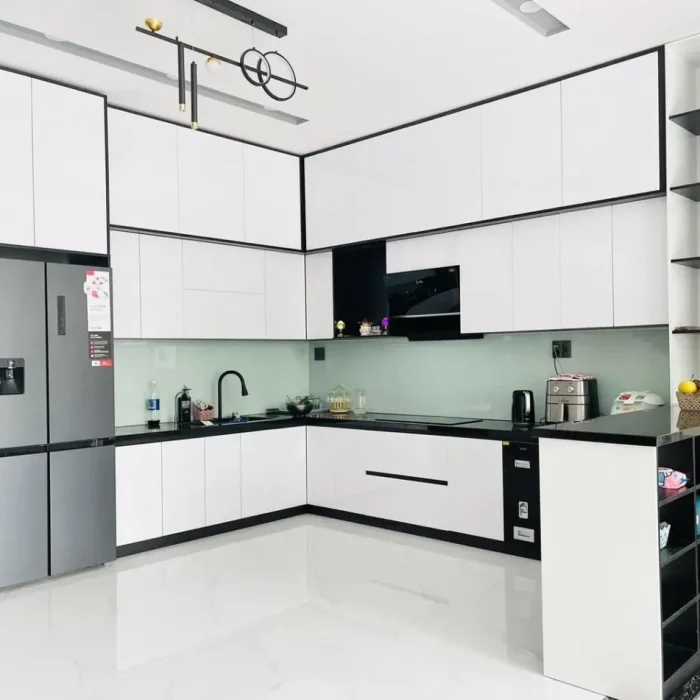 Tủ bếp nhựa than tre 06 chất lượng cao